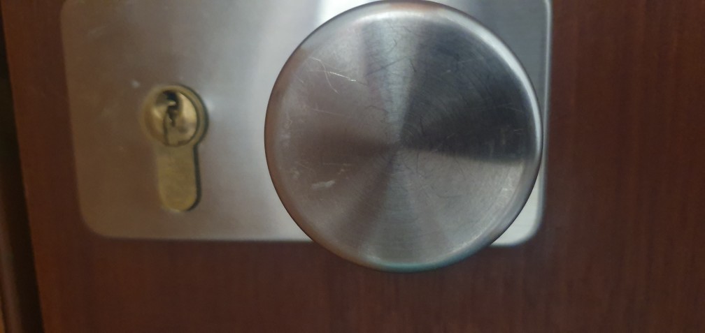 door handle and lock